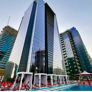 Canal Business Bay דובאי